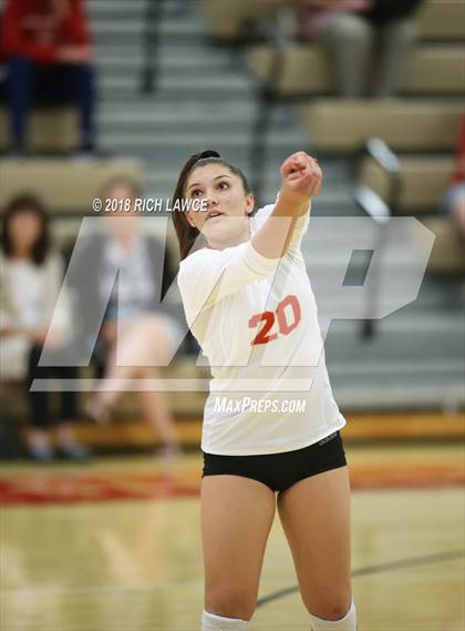 Thumbnail 3 in Mater Dei @ Orange Lutheran photogallery.