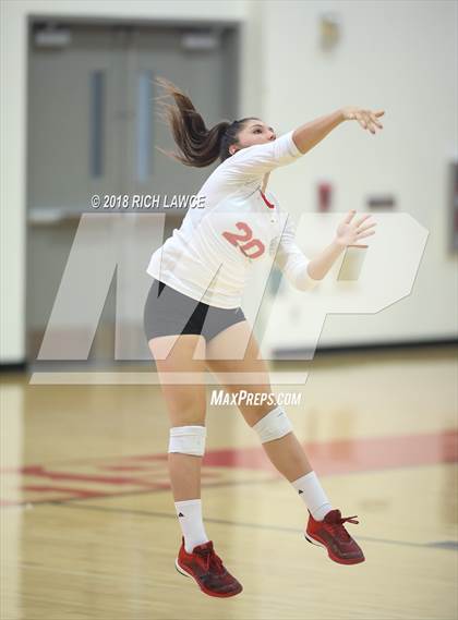 Thumbnail 1 in Mater Dei @ Orange Lutheran photogallery.