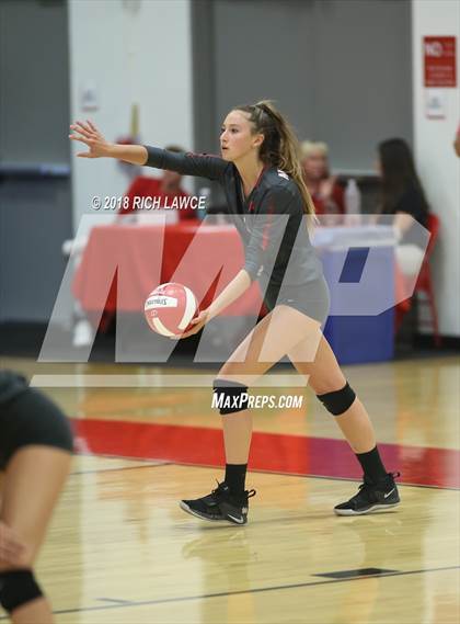 Thumbnail 3 in Mater Dei @ Orange Lutheran photogallery.