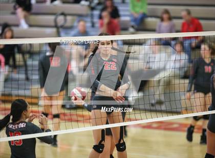 Thumbnail 2 in Mater Dei @ Orange Lutheran photogallery.