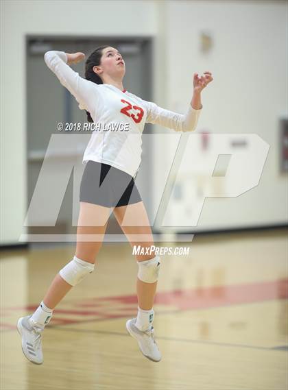 Thumbnail 2 in Mater Dei @ Orange Lutheran photogallery.