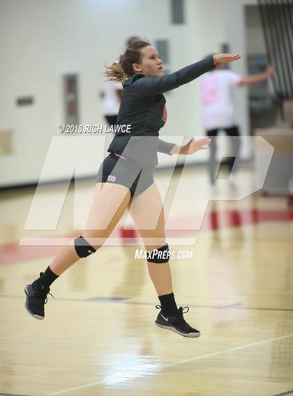 Thumbnail 1 in Mater Dei @ Orange Lutheran photogallery.