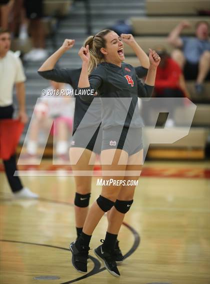 Thumbnail 1 in Mater Dei @ Orange Lutheran photogallery.