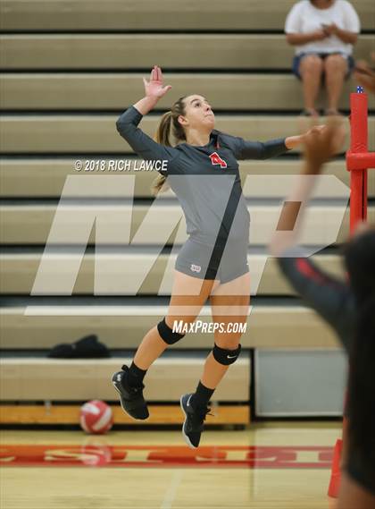 Thumbnail 1 in Mater Dei @ Orange Lutheran photogallery.
