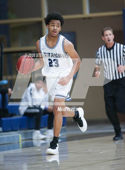 Thumbnail 1 in Burbank @ Gregori photogallery.