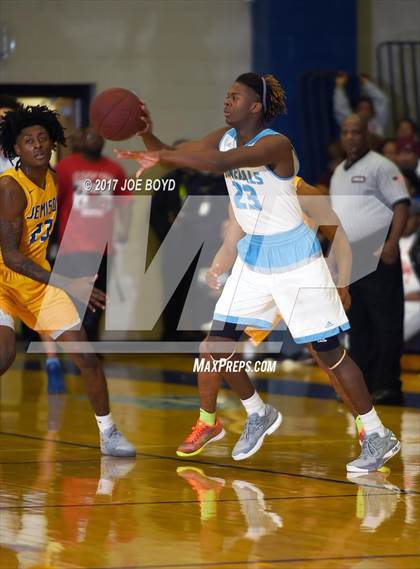 Thumbnail 2 in Lee @ Jemison photogallery.