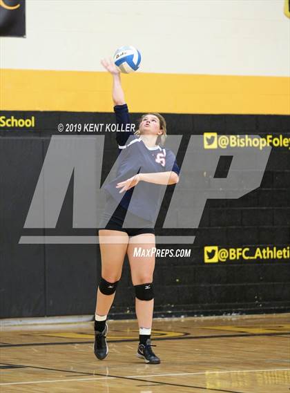Thumbnail 3 in University Liggett vs. Detroit Cristo Rey (MHSAA Regional Semifinal) photogallery.