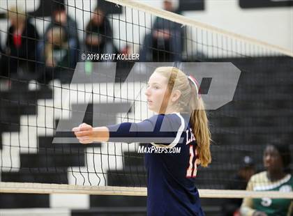 Thumbnail 1 in University Liggett vs. Detroit Cristo Rey (MHSAA Regional Semifinal) photogallery.