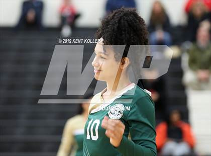 Thumbnail 2 in University Liggett vs. Detroit Cristo Rey (MHSAA Regional Semifinal) photogallery.