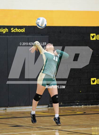 Thumbnail 2 in University Liggett vs. Detroit Cristo Rey (MHSAA Regional Semifinal) photogallery.