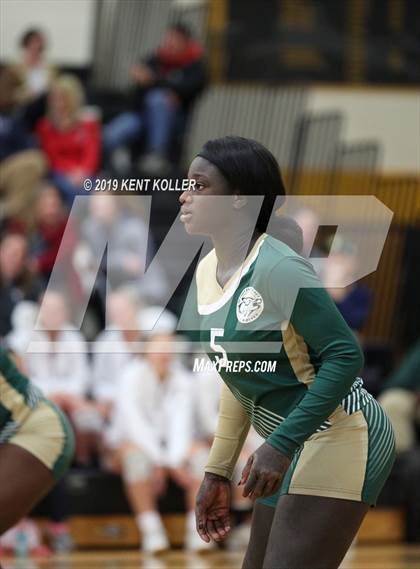 Thumbnail 3 in University Liggett vs. Detroit Cristo Rey (MHSAA Regional Semifinal) photogallery.