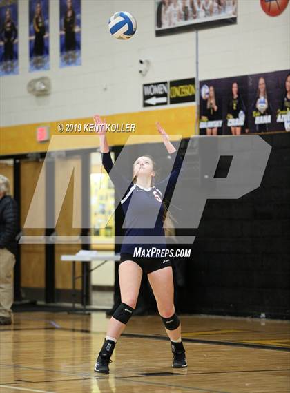 Thumbnail 3 in University Liggett vs. Detroit Cristo Rey (MHSAA Regional Semifinal) photogallery.