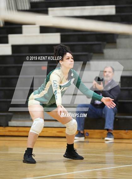 Thumbnail 2 in University Liggett vs. Detroit Cristo Rey (MHSAA Regional Semifinal) photogallery.
