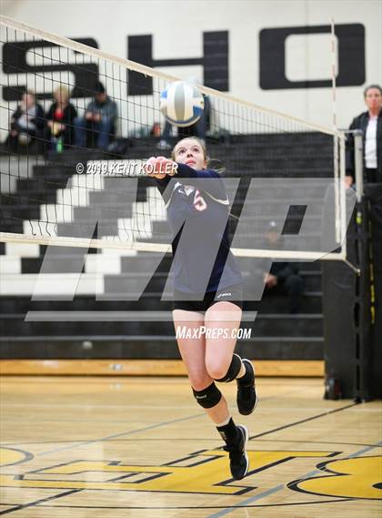 Thumbnail 2 in University Liggett vs. Detroit Cristo Rey (MHSAA Regional Semifinal) photogallery.