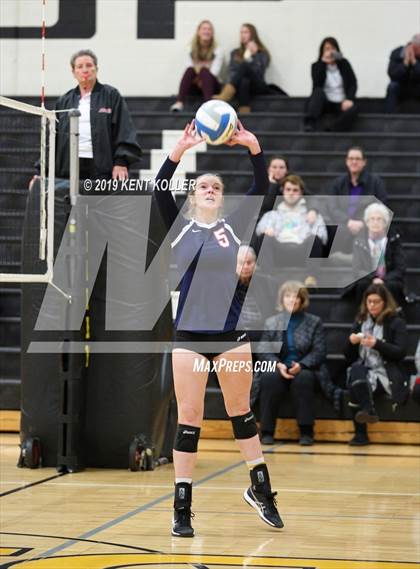 Thumbnail 3 in University Liggett vs. Detroit Cristo Rey (MHSAA Regional Semifinal) photogallery.