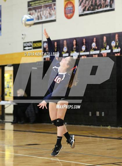 Thumbnail 3 in University Liggett vs. Detroit Cristo Rey (MHSAA Regional Semifinal) photogallery.