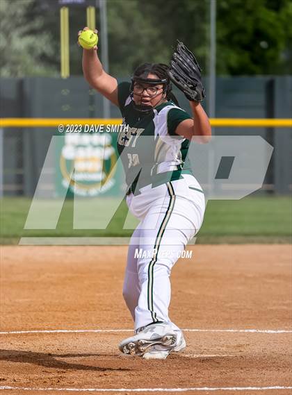 Thumbnail 3 in Linn-Mar @ Iowa City West photogallery.