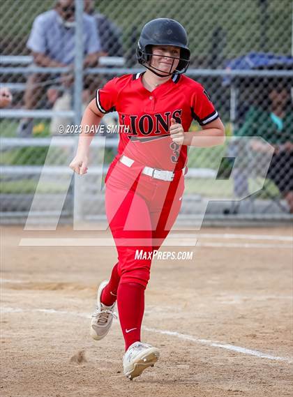 Thumbnail 3 in Linn-Mar @ Iowa City West photogallery.