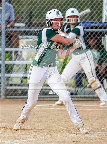 Thumbnail 1 in Linn-Mar @ Iowa City West photogallery.