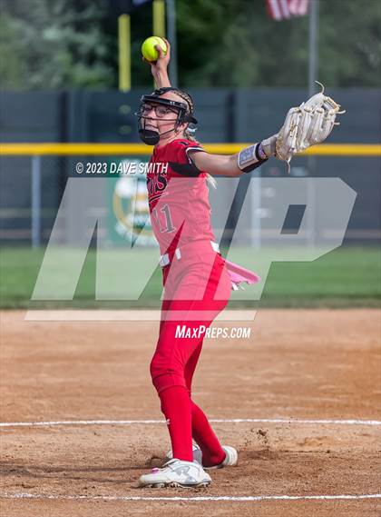 Thumbnail 3 in Linn-Mar @ Iowa City West photogallery.