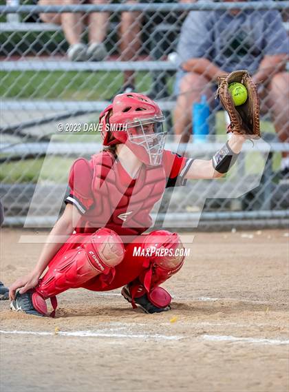 Thumbnail 1 in Linn-Mar @ Iowa City West photogallery.
