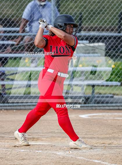 Thumbnail 3 in Linn-Mar @ Iowa City West photogallery.