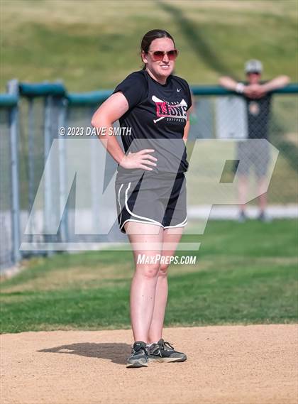 Thumbnail 1 in Linn-Mar @ Iowa City West photogallery.