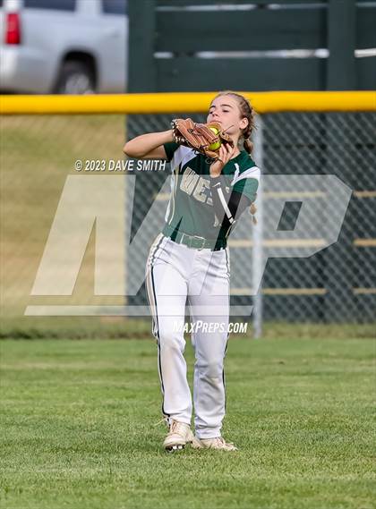 Thumbnail 2 in Linn-Mar @ Iowa City West photogallery.