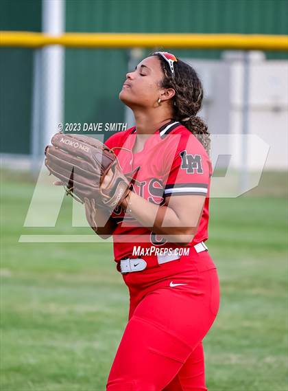Thumbnail 1 in Linn-Mar @ Iowa City West photogallery.