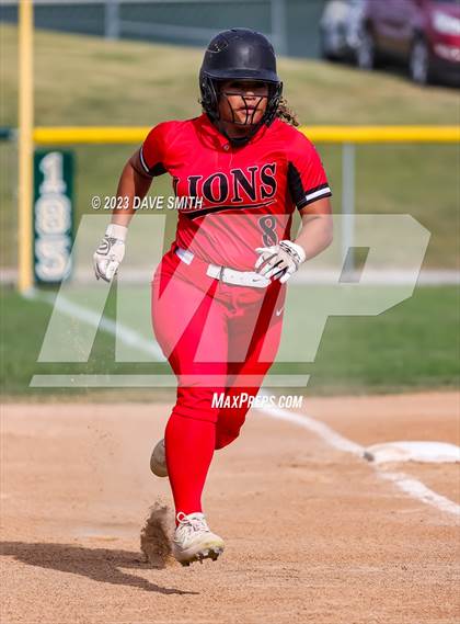 Thumbnail 3 in Linn-Mar @ Iowa City West photogallery.