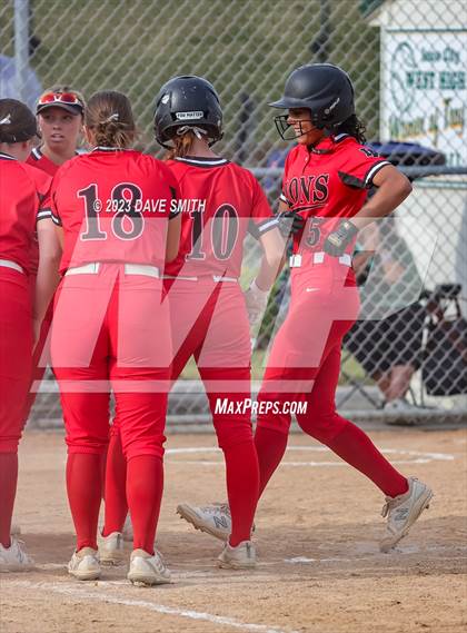 Thumbnail 3 in Linn-Mar @ Iowa City West photogallery.