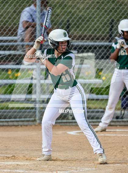 Thumbnail 1 in Linn-Mar @ Iowa City West photogallery.