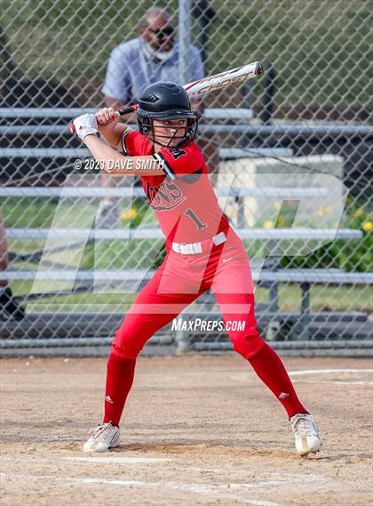 Thumbnail 2 in Linn-Mar @ Iowa City West photogallery.