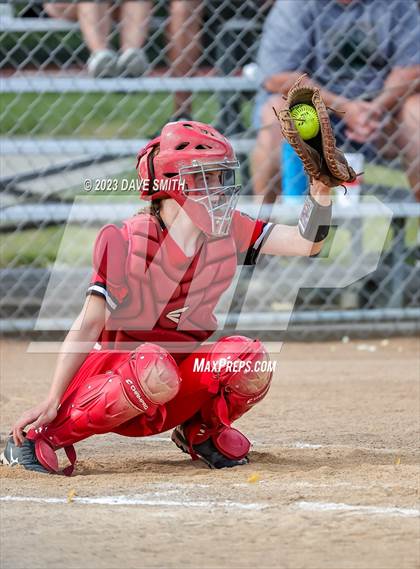 Thumbnail 2 in Linn-Mar @ Iowa City West photogallery.