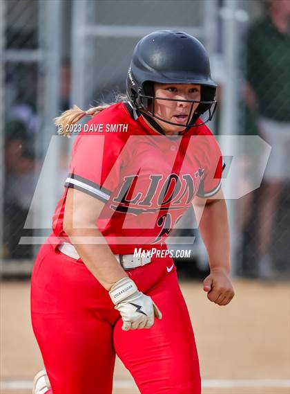 Thumbnail 3 in Linn-Mar @ Iowa City West photogallery.