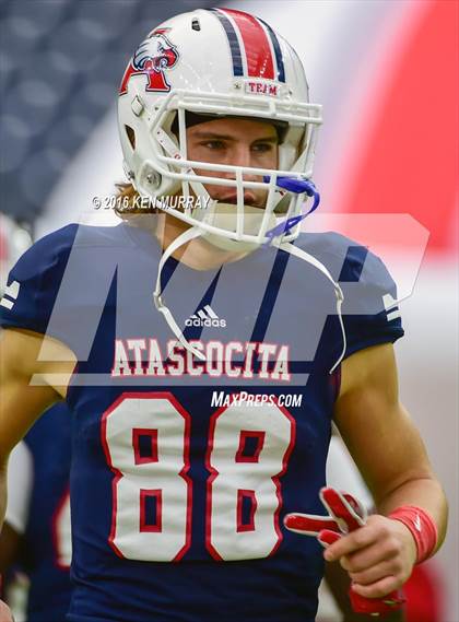 Thumbnail 1 in Atascocita vs Pearland (UIL 6A Reion III Bi-District) photogallery.