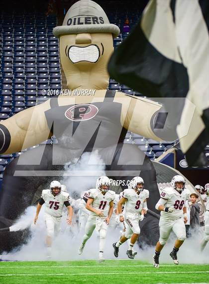 Thumbnail 3 in Atascocita vs Pearland (UIL 6A Reion III Bi-District) photogallery.