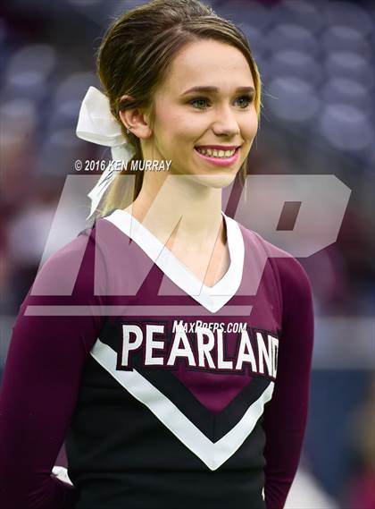 Thumbnail 1 in Atascocita vs Pearland (UIL 6A Reion III Bi-District) photogallery.