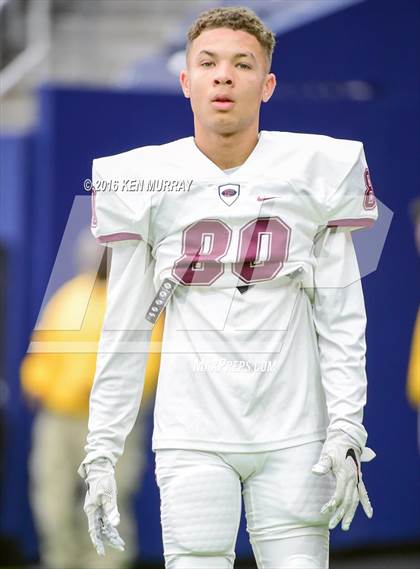 Thumbnail 2 in Atascocita vs Pearland (UIL 6A Reion III Bi-District) photogallery.
