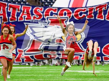 Thumbnail 3 in Atascocita vs Pearland (UIL 6A Reion III Bi-District) photogallery.