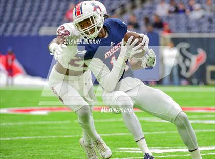 Thumbnail 1 in Atascocita vs Pearland (UIL 6A Reion III Bi-District) photogallery.