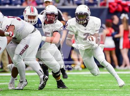 Thumbnail 1 in Atascocita vs Pearland (UIL 6A Reion III Bi-District) photogallery.