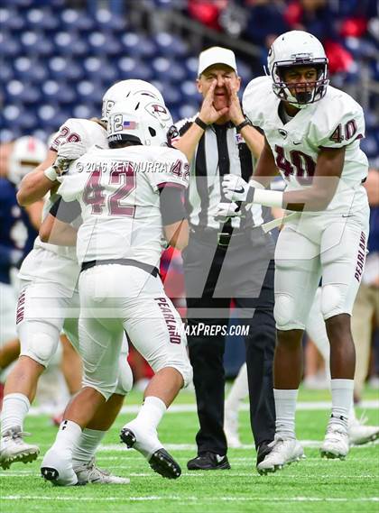 Thumbnail 2 in Atascocita vs Pearland (UIL 6A Reion III Bi-District) photogallery.