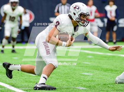 Thumbnail 3 in Atascocita vs Pearland (UIL 6A Reion III Bi-District) photogallery.