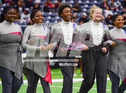 Thumbnail 2 in Atascocita vs Pearland (UIL 6A Reion III Bi-District) photogallery.
