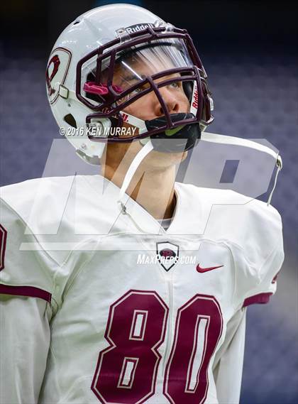 Thumbnail 3 in Atascocita vs Pearland (UIL 6A Reion III Bi-District) photogallery.