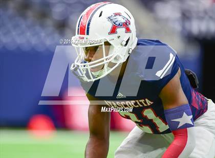 Thumbnail 3 in Atascocita vs Pearland (UIL 6A Reion III Bi-District) photogallery.