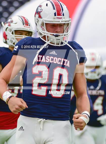 Thumbnail 2 in Atascocita vs Pearland (UIL 6A Reion III Bi-District) photogallery.