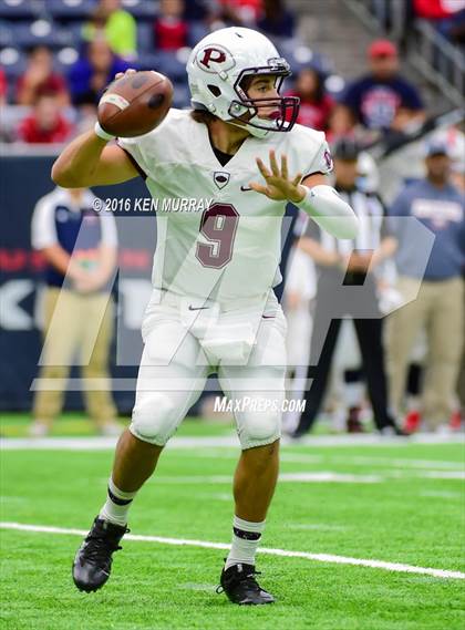 Thumbnail 3 in Atascocita vs Pearland (UIL 6A Reion III Bi-District) photogallery.