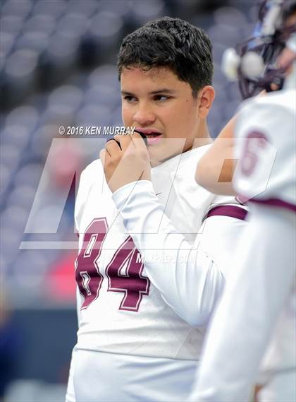 Thumbnail 2 in Atascocita vs Pearland (UIL 6A Reion III Bi-District) photogallery.